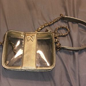 Great game day bag that is clean and stadium ready